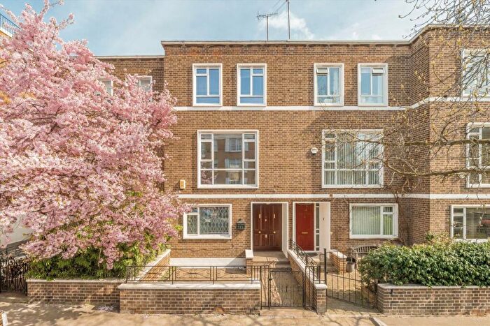 4 Bedroom House To Rent In Northwick Terrace, St. John's Wood, NW8