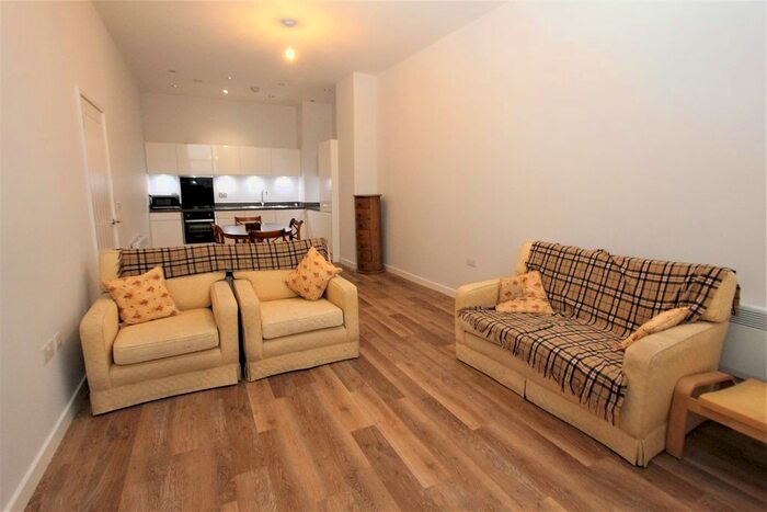 2 Bedroom Flat To Rent In Tate House, New York Road, LS2