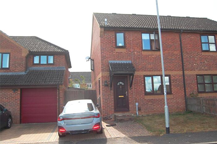 3 Bedroom Semi Detached House To Rent In Codling Road, Bury St. Edmunds, Suffolk, IP32
