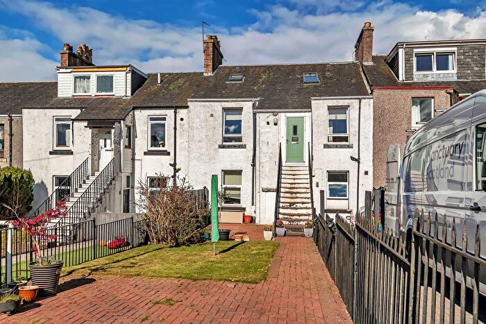 5 Bedroom Flat For Sale In Mafeking Terrace, Neilston, Glasgow, East Renfrewshire, G78