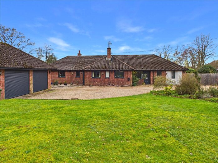 3 Bedroom Bungalow For Sale In Grundisburgh Road, Clopton, Woodbridge, Suffolk, IP13