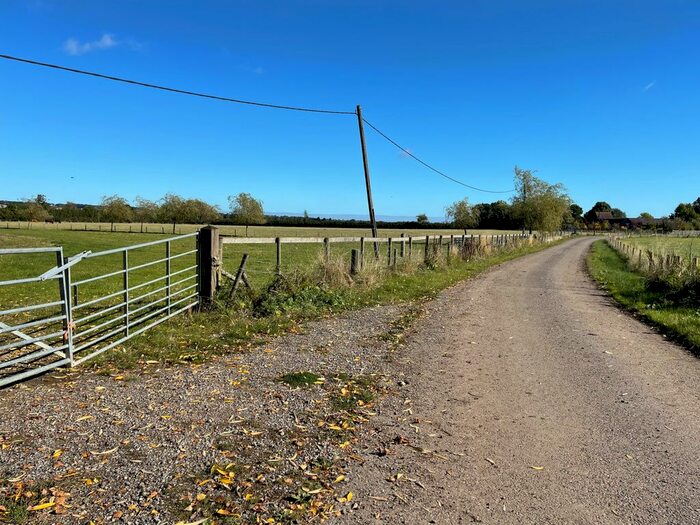 Land For Sale In Berryfields Gated Road, Buckinghamshire HP22