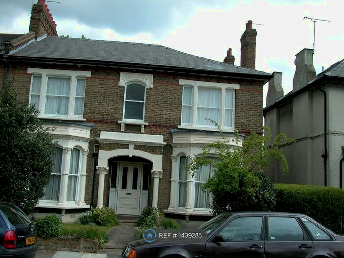 4 Bedroom Flat To Rent In Sunningfields Road, Hendon, NW4