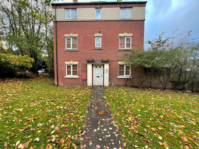 4 Bedroom Property To Rent In City Road, Edgbaston, Birmingham, B16