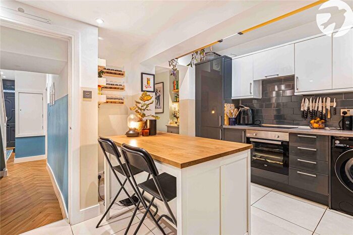 3 Bedroom Terraced House For Sale In Brookhill Road, Woolwich, SE18