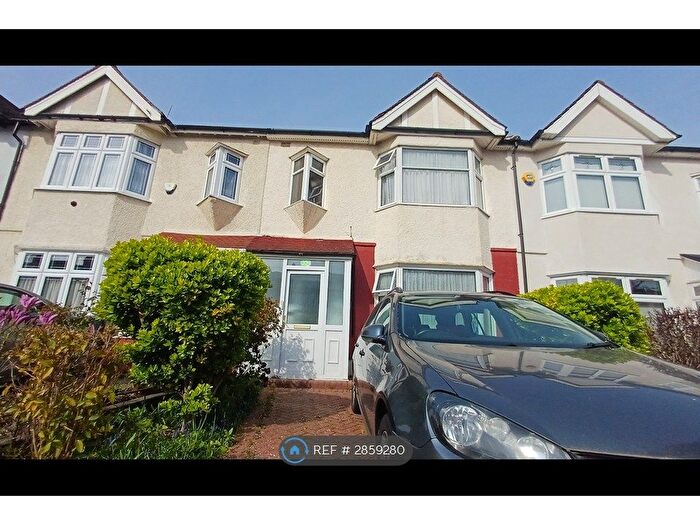3 Bedroom Terraced House To Rent In Devonshire Road, Ilford, IG2