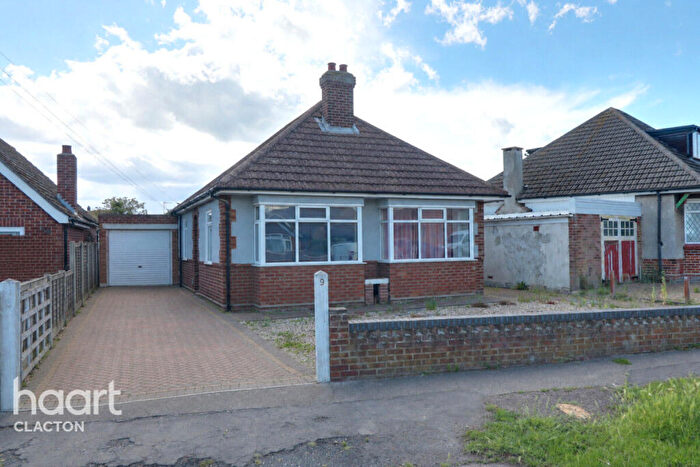 2 Bedroom Detached Bungalow For Sale In Union Road, Clacton-On-Sea, CO15