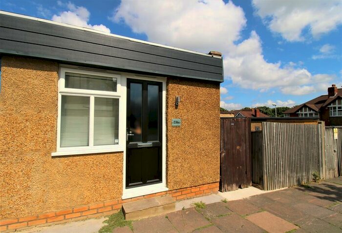 1 Bedroom Apartment To Rent In Southwood Drive, Surbiton, KT5