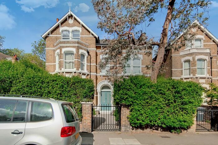 1 Bedroom Flat To Rent In Tyrwhitt Road, Brockley, London, SE4