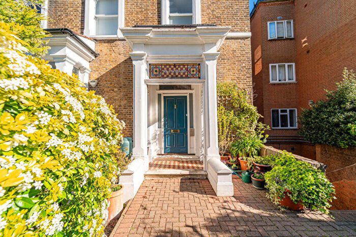 1 Bedroom Apartment For Sale In Crescent Road, Crouch End, N8