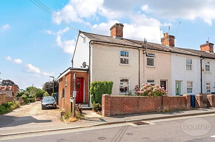 2 Bedroom End Of Terrace House For Sale In Upper Hale Road, Farnham, Surrey, GU9