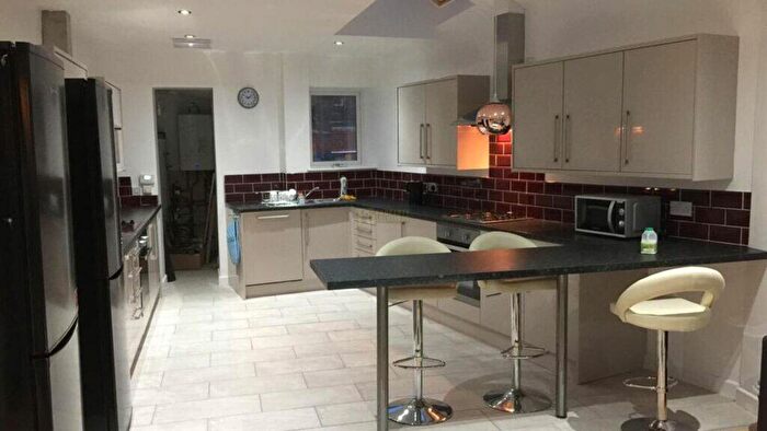 6 Bedroom Terraced House To Rent In Dawlish Road, Selly Oak, Birmingham, B29