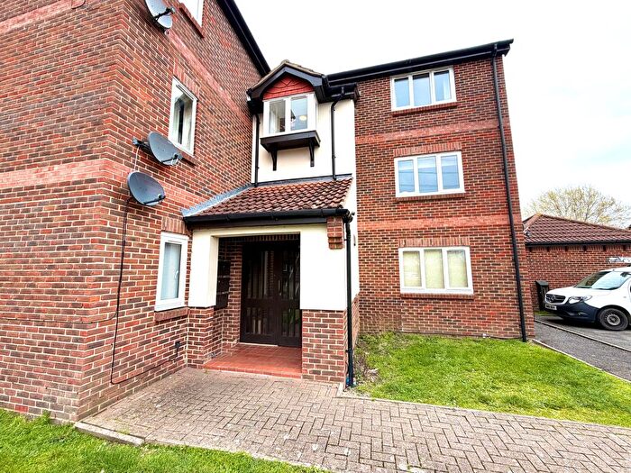 1 Bedroom Flat To Rent In Wensum Drive, Didcot, OX11