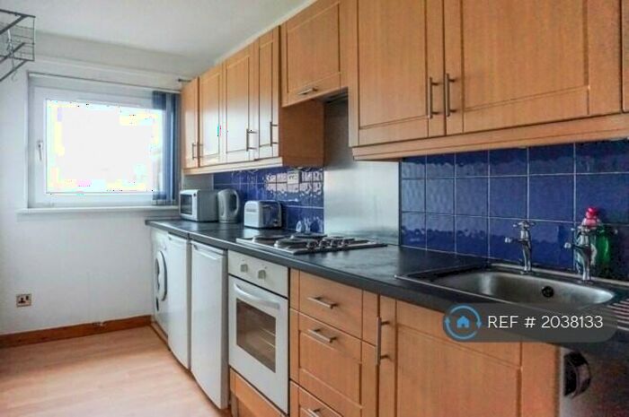 1 Bedroom Flat To Rent In St. Peters Path, Glasgow, G4