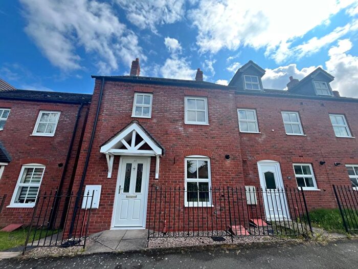3 Bedroom Property To Rent In Bains Drive, Lichfield, WS13