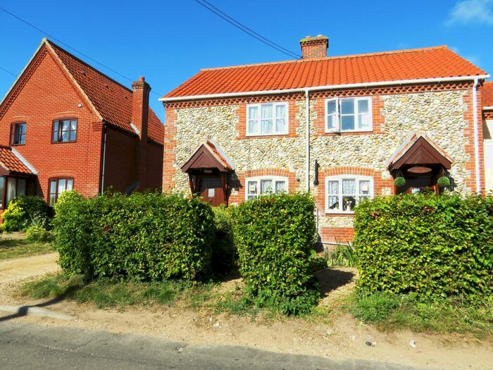 2 Bedroom Cottage To Rent In Hills Road, Saham Hills, Thetford, IP25