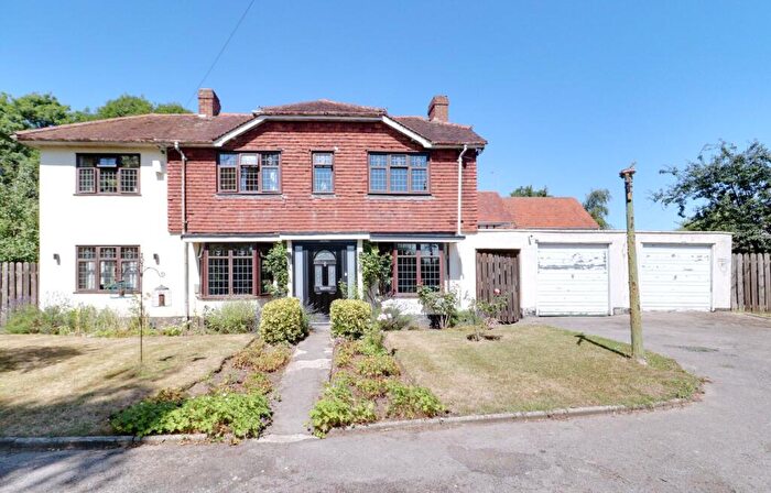 5 Bedroom Detached House For Sale In Ingatestone Road, Blackmore, CM4