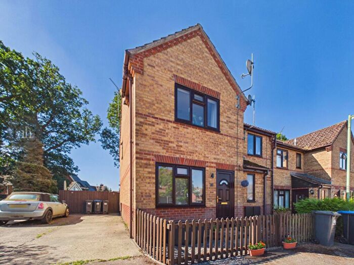 2 Bedroom End Of Terrace House For Sale In Howes Avenue, Thurston, Bury St. Edmunds, IP31