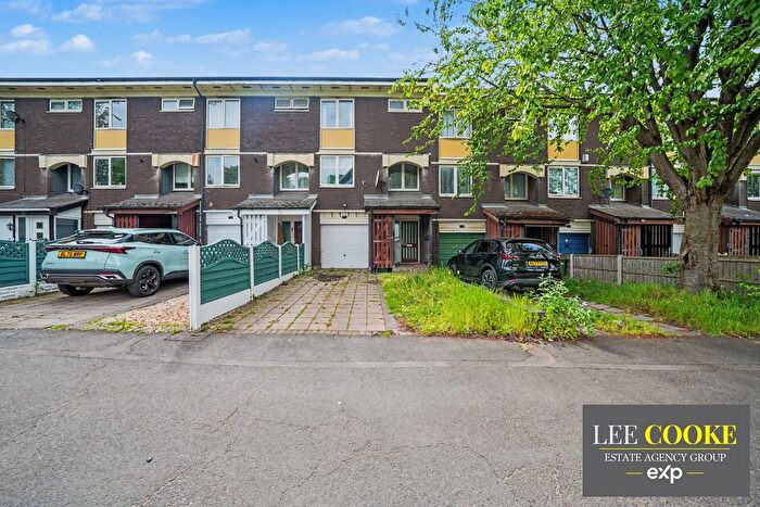 4 Bedroom Town House For Sale In Inkerman Street, Off Wednesfield Road, Wolverhampton, WV10