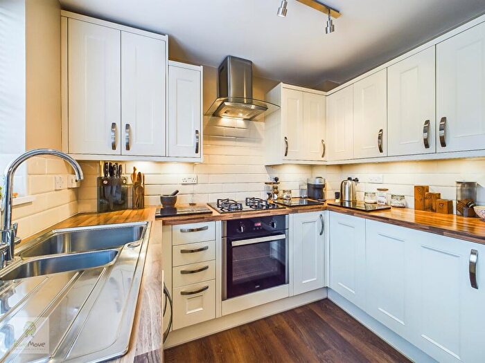 2 Bedroom Semi-Detached House For Sale In Sallow Close, St. Marys Island, Chatham, Kent, ME4