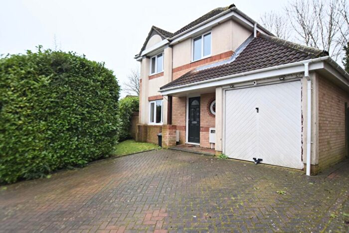 4 Bedroom Detached House To Rent In Pimpernel Grove, Walnut Tree, MK7