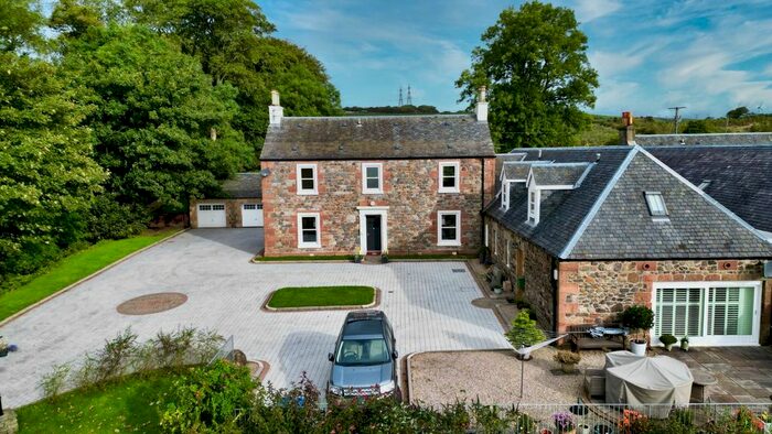 4 Bedroom Farmhouse For Sale In Dalry, KA24