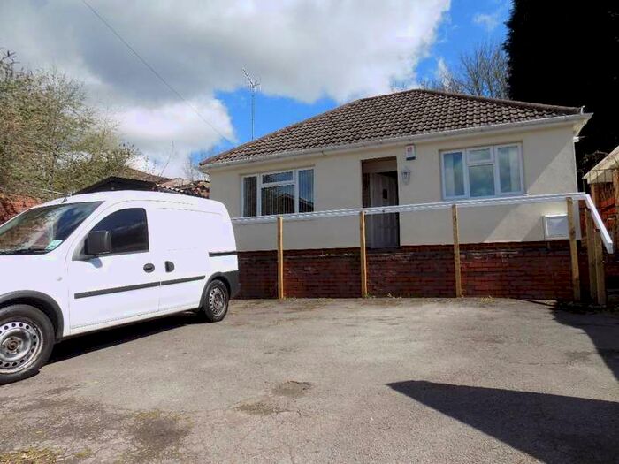 2 Bedroom Bungalow To Rent In St. Peters Road, Dudley, DY2