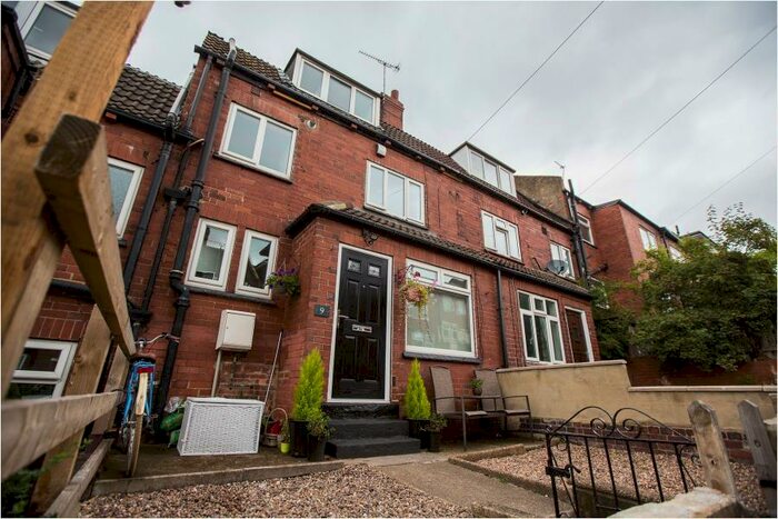 2 Bedroom Terraced House To Rent In Woodside Terrace, Burley, LS4