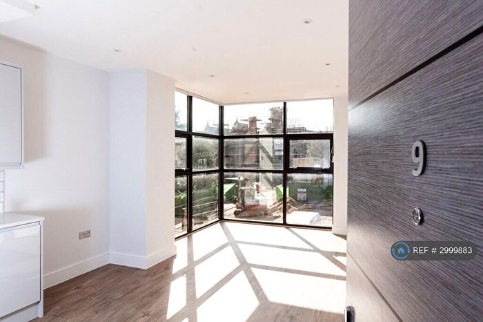 1 Bedroom Flat To Rent In Wardour Place, Slough, SL1