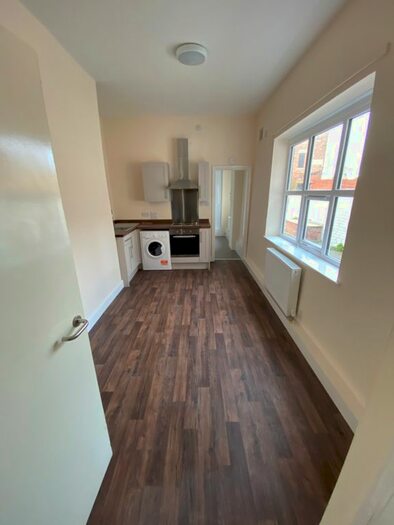 1 Bedroom Flat To Rent In Azalea Terrace North, Sunderland SR2