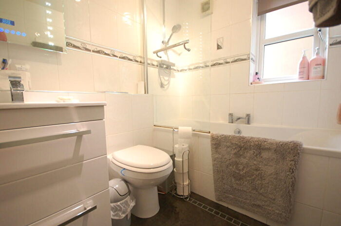 2 Bedroom Apartment To Rent In Mythop Road, Blackpool, FY4