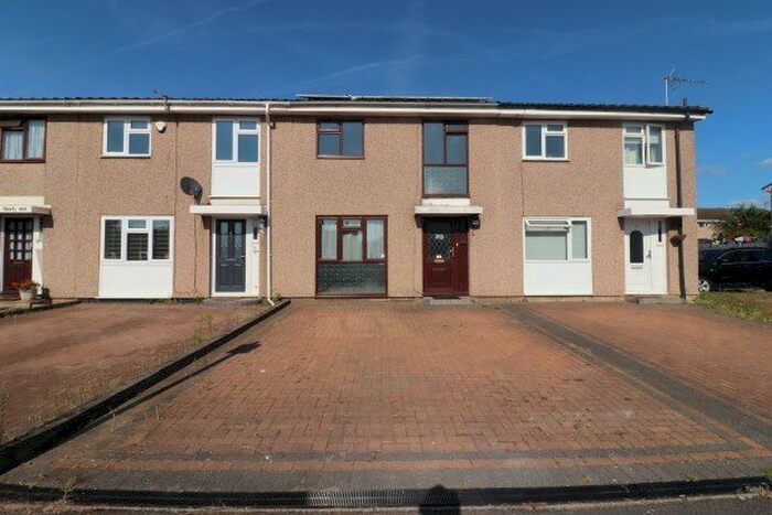 3 Bedroom Property To Rent In Cramphorn Walk, Chelmsford, CM1