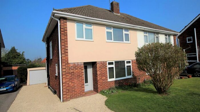 3 Bedroom Semi-Detached House To Rent In Springfield Park, Twyford, Reading, RG10