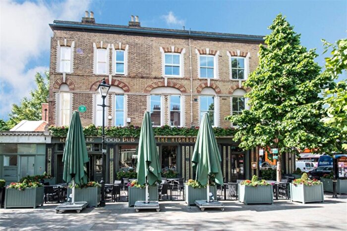2 Bedroom Flat To Rent In Highbury Park, - Energy Rating C, N5