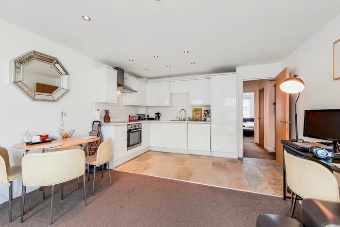 2 Bedroom Flat To Rent In Deptford Church Street, Deptford, London, SE8