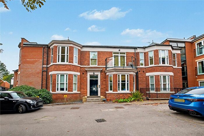 2 Bedroom Flat For Sale In Apartment, The Hall, Allerton Hill, Chapel Allerton, Leeds, LS7