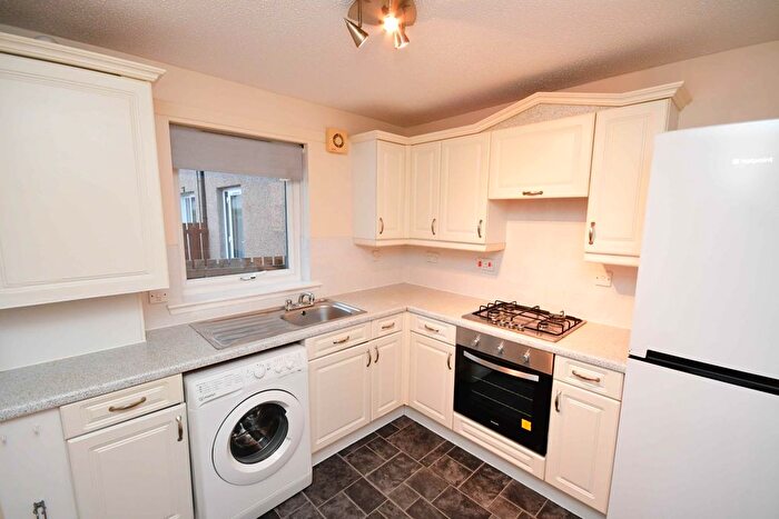 2 Bedroom Flat To Rent In Castle Heather Drive, Inverness, IV2