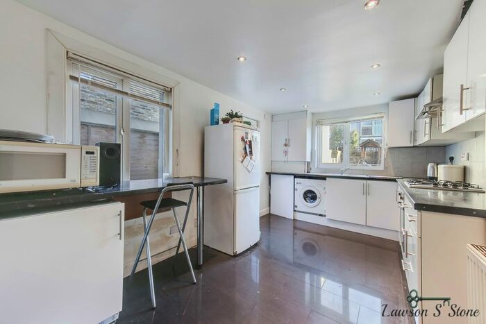 4 Bedroom Semi-Detached House To Rent In Talma Road, London, SW2