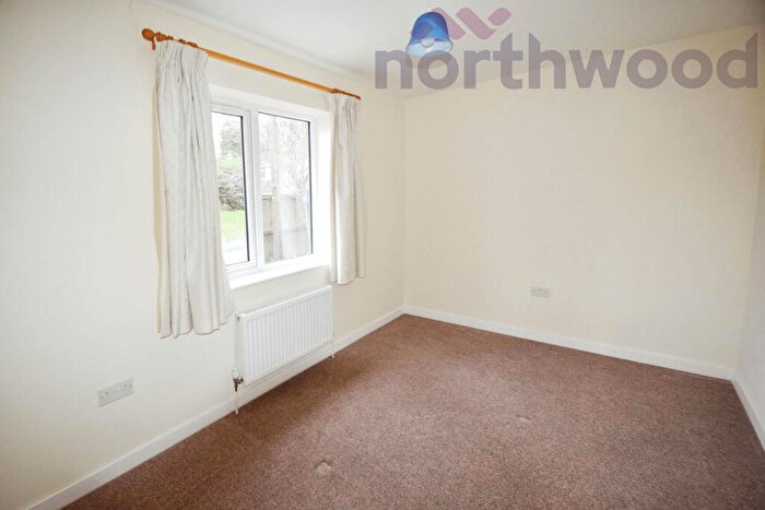 2 Bedroom Bungalow To Rent In Rostwold Way, Norwich, NR3