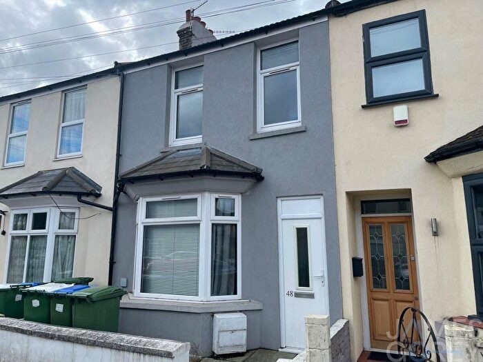 2 Bedroom Terraced House To Rent In Overton Road, London, SE2