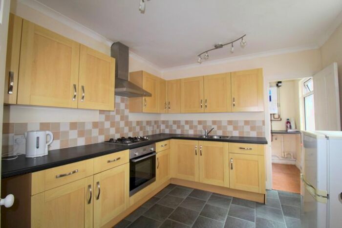 3 Bedroom Terraced House To Rent In Grafton Road, Mutley, Plymouth, PL4
