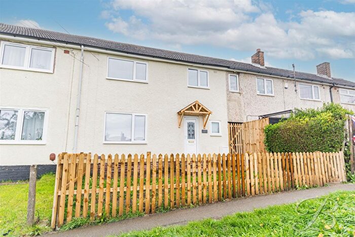 3 Bedroom Terraced House For Sale In Hyndley Road, Bolsover, Chesterfield, S44