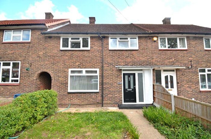 3 Bedroom Terraced House To Rent In North Hill Drive, Romford, RM3