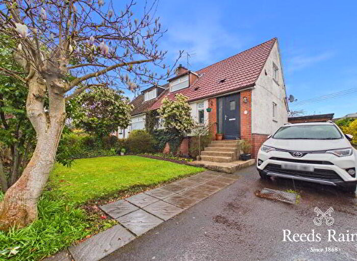 3 Bedroom Semi-detached Bungalows For Sale In Braemar Crescent, Lisburn, BT27