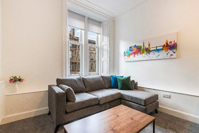 2 Bedroom Flat To Rent In Montgomery Street, Edinburgh, EH7