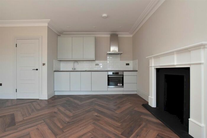 1 Bedroom Flat To Rent In London Road, St. Leonards-On-Sea, East Sussex, TN37