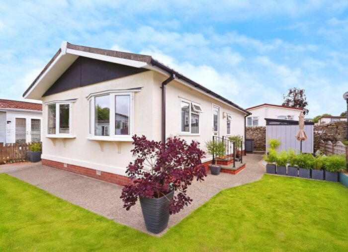 2 Bedroom Park Home For Sale In Blenkinsopp Castle Home Park, Greenhead, Brampton, CA8