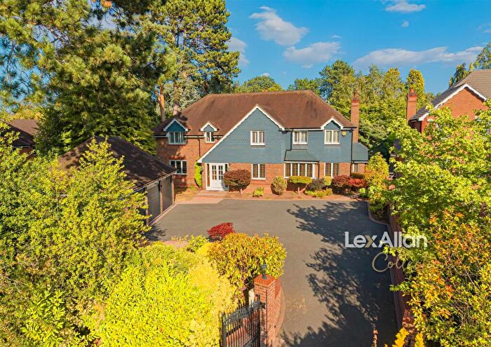 6 Bedroom Detached House For Sale In Ounty John Lane, Pedmore, Stourbridge, DY8