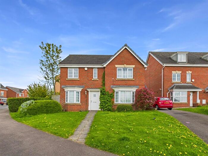 4 Bedroom Detached House To Rent In Halesworth Road, Sheffield, S13