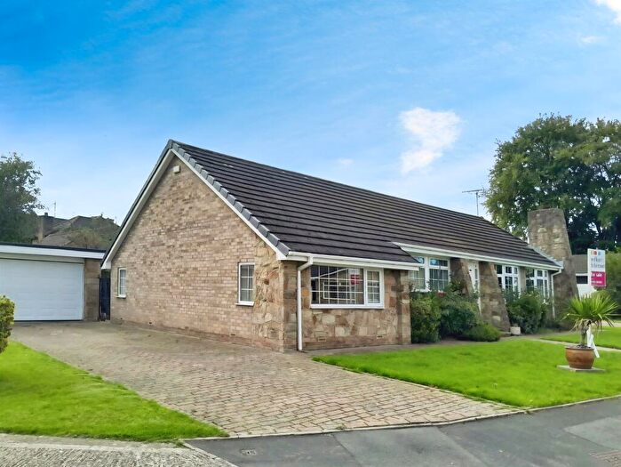 3 Bedroom Detached Bungalow For Sale In The Lawns, Beverley, HU17